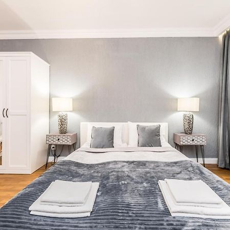 Rent Like Home - Przejscie Garncarskie 10 Wroclaw Bagian luar foto