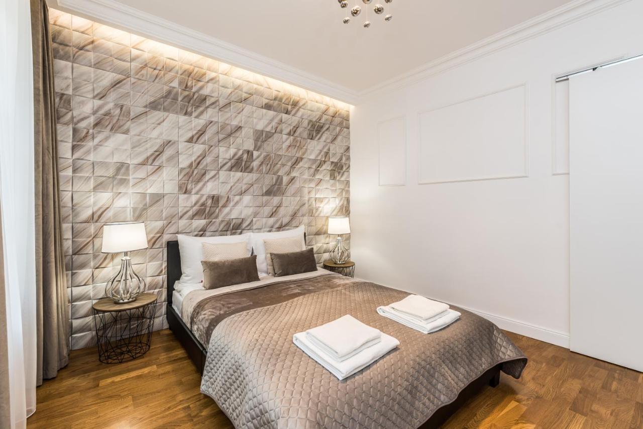 Rent Like Home - Przejscie Garncarskie 10 Wroclaw Bagian luar foto