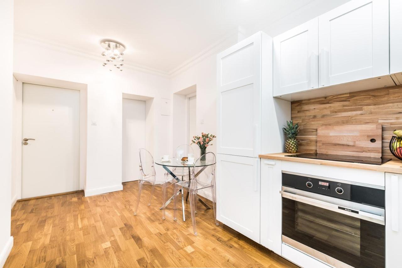 Rent Like Home - Przejscie Garncarskie 10 Wroclaw Bagian luar foto