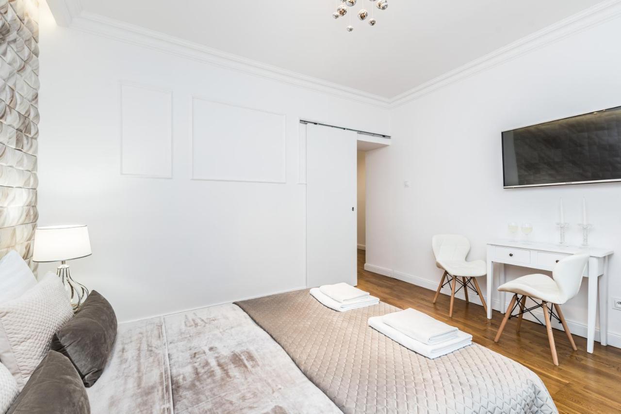 Rent Like Home - Przejscie Garncarskie 10 Wroclaw Bagian luar foto